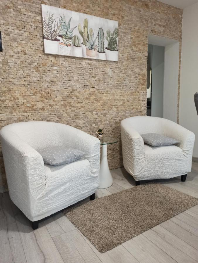Casavacanzaicolli Villa Pescantina Buitenkant foto